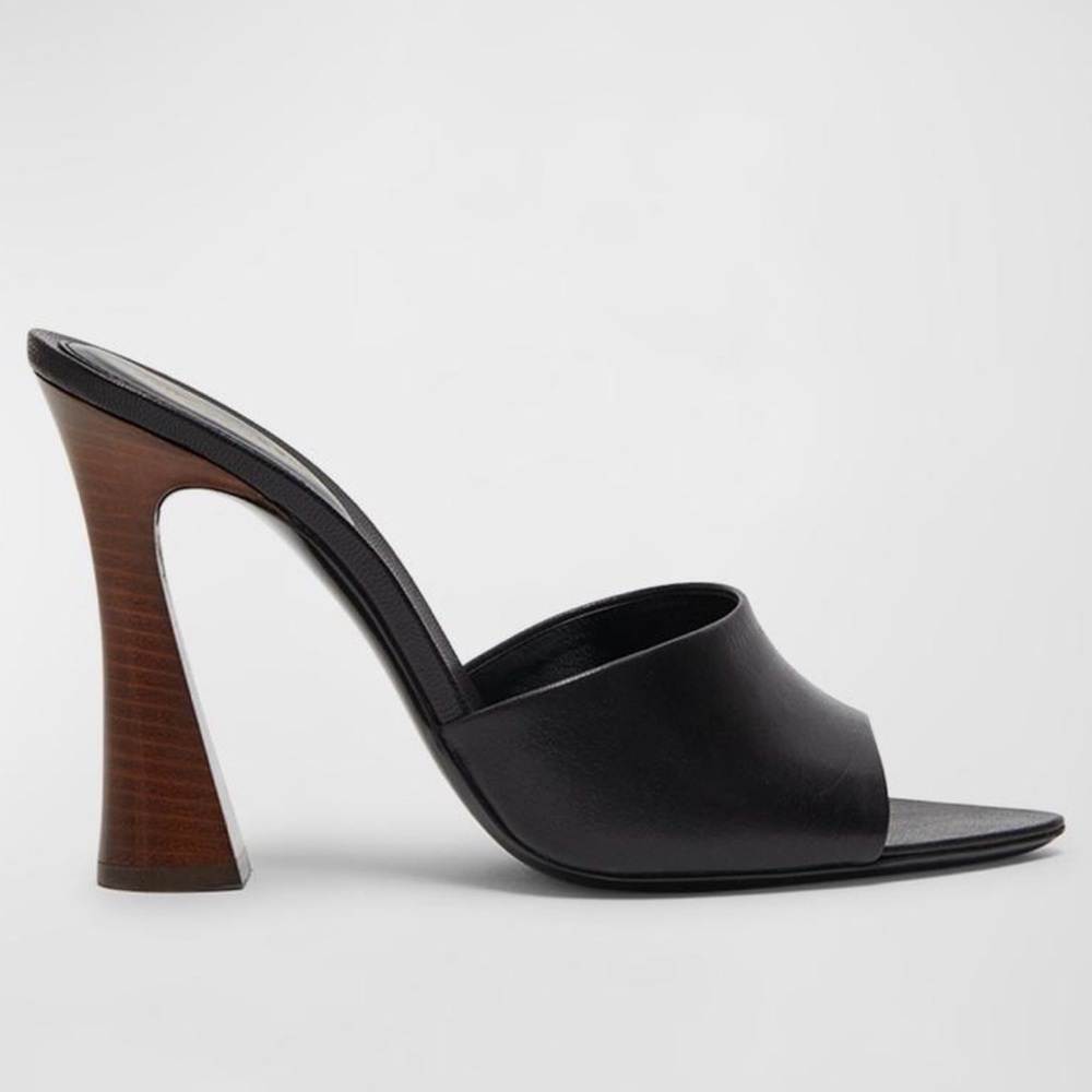 Yves Saint Laurent Gippy Leather Mule With Wooden Heel - Picture 2 of 10